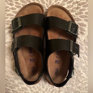 New black leather Birkenstock Milanos (38)